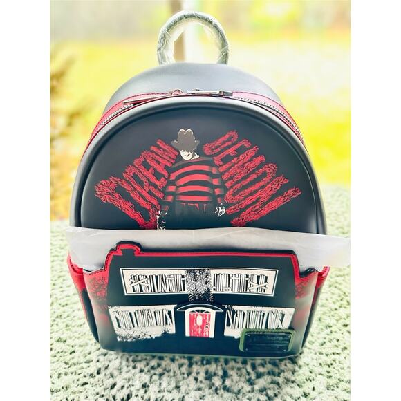 *NEW* Loungefly- A Nightmare on Elm Street Freddy Mini-Backpack Exclusive - Picture 1 of 8